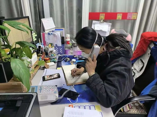 電話問(wèn)詢送藥上門(mén)，懷柔社區(qū)為居家感染者送上貼心服務(wù)